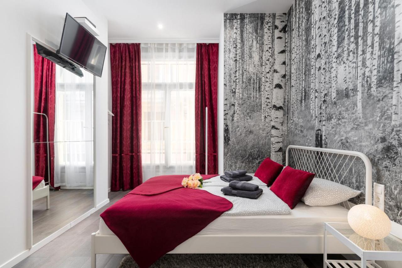 Vp12 Apartments Будапеща Екстериор снимка