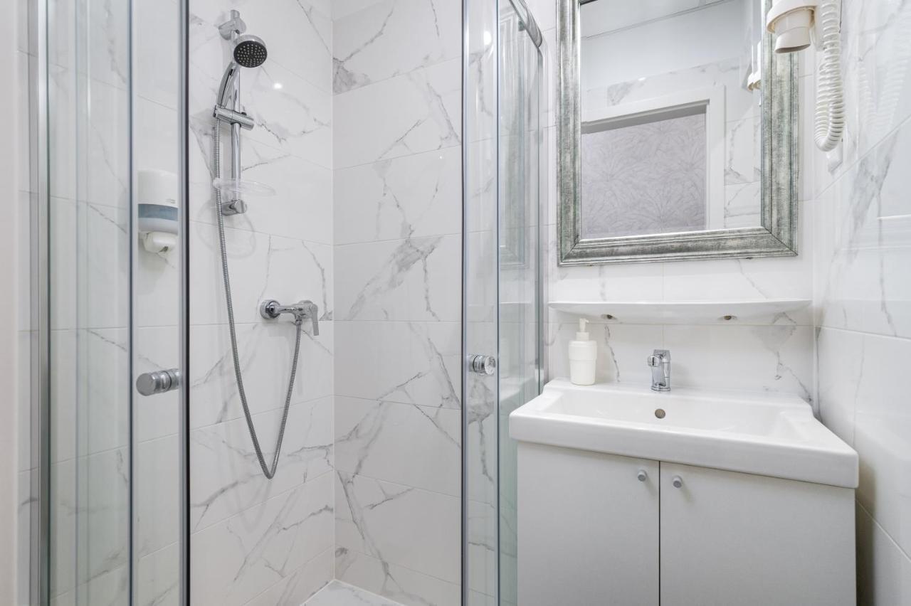 Vp12 Apartments Будапеща Екстериор снимка