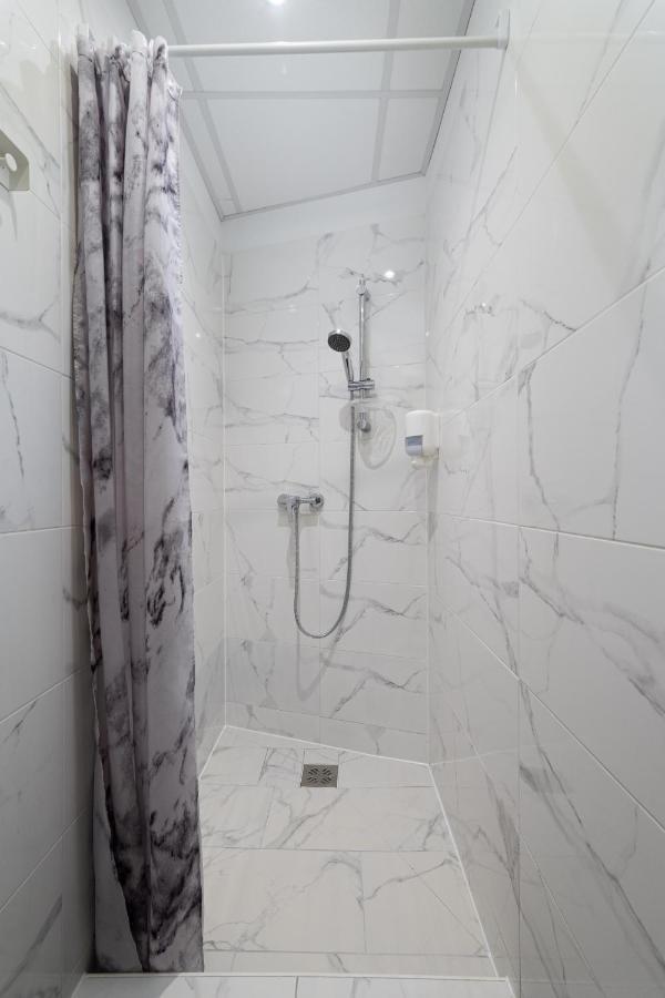 Vp12 Apartments Будапеща Екстериор снимка